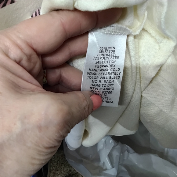 3901 Size Medium Umgee Star Print Short Sleeve Tunic - Pink & Black Stars NWT - Picture 8 of 8